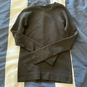 Lululemon sweater